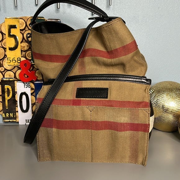 Burberry Canvas Mega Check Medium Ashby - Picture 3 of 10